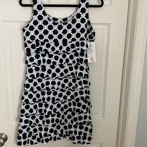 Lulu B dress in black and white. Tiered layers. UPF 50 fabric. Size small